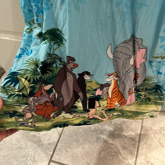 Disney’s The Jungle Book Scrub Top - Picture 2 of 3